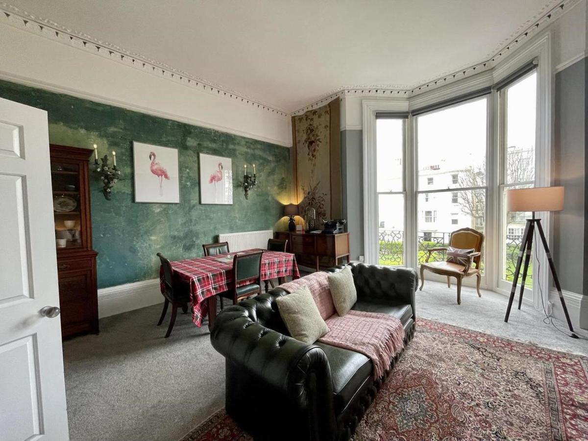 Regency Apartment - Marine Square By Crown Gardens Holiday Homes 브라이턴 외부 사진